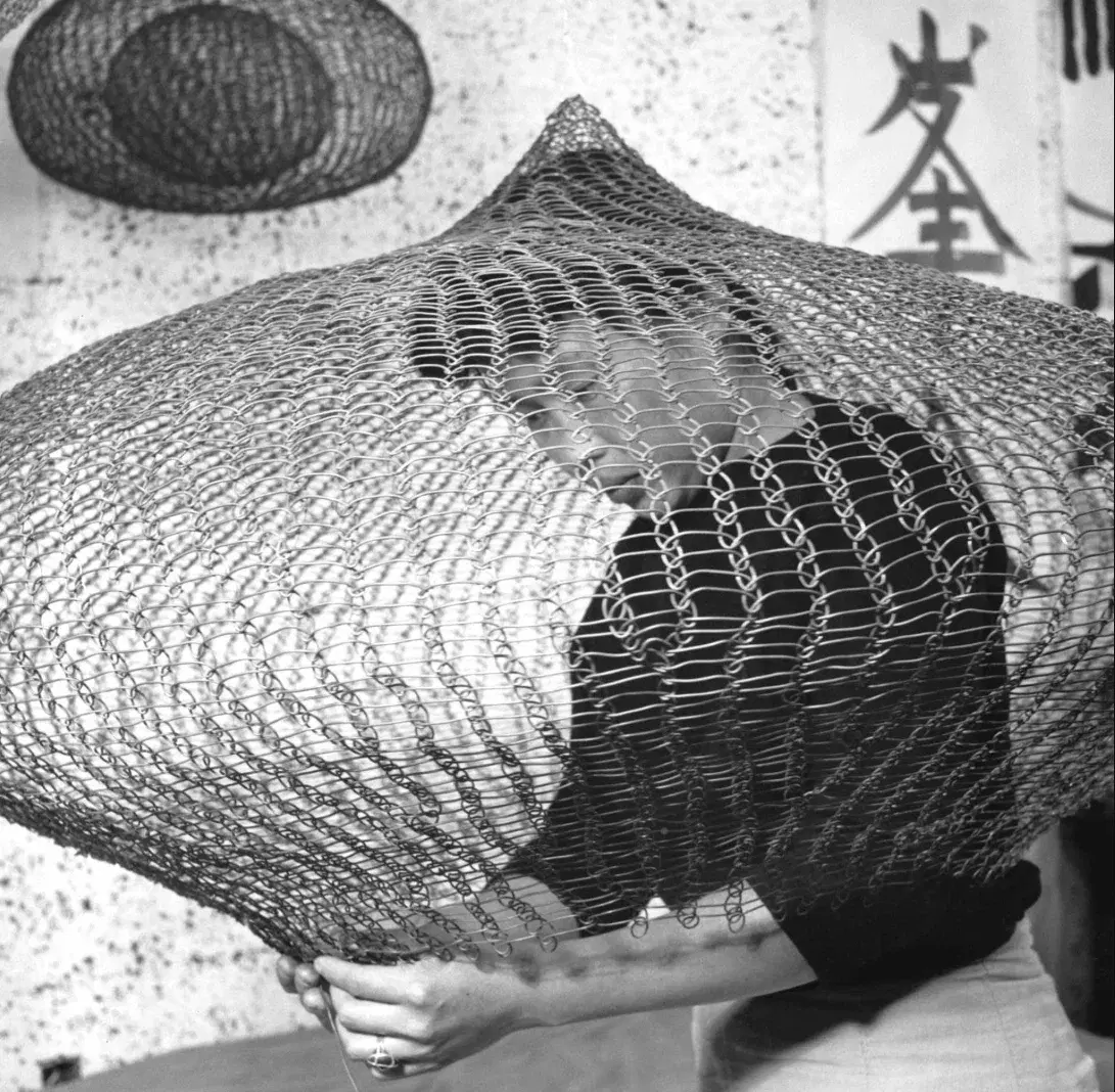 Ruth Asawa, 1957