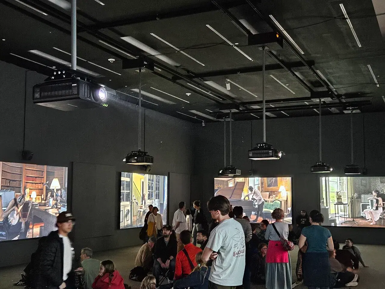 Los Visitantes by Ragnar Kjartansson