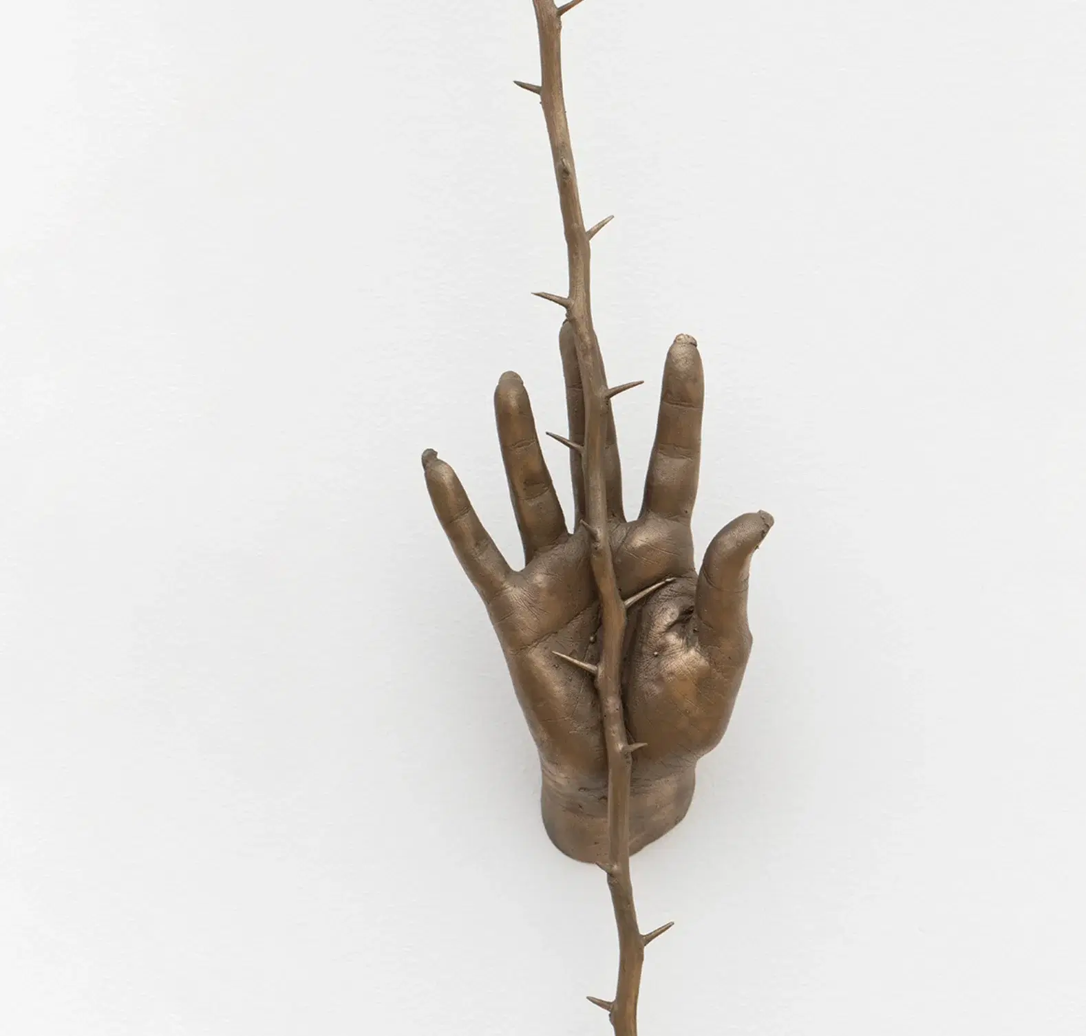 Kelly Akashi: Heirloom
