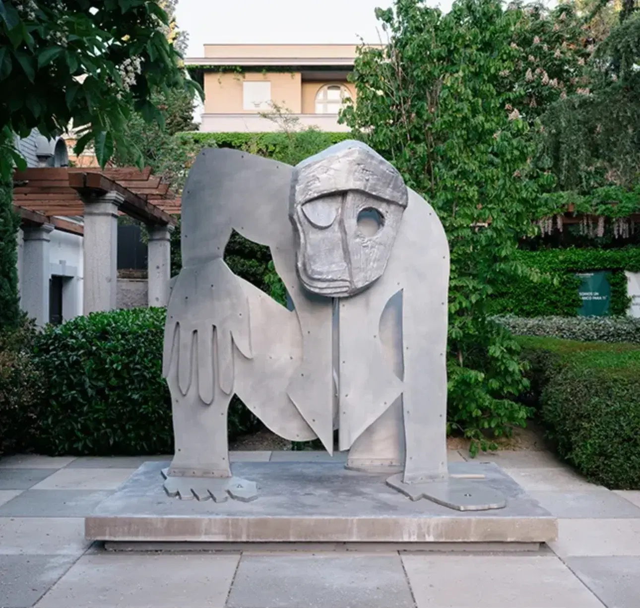 Thomas Houseago. Sculptures in the Garden