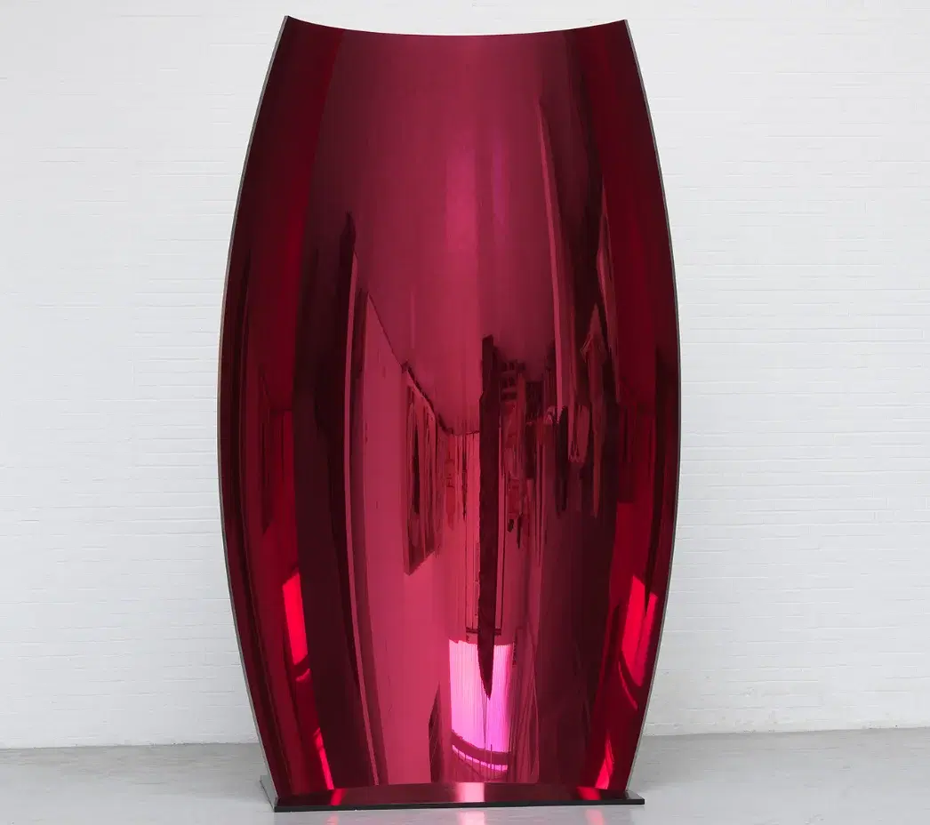 Anish Kapoor’s sculpture