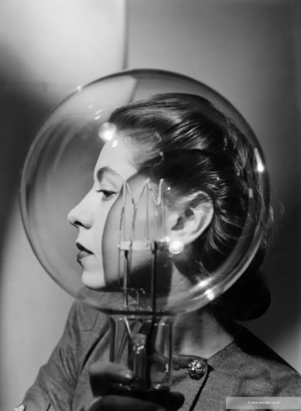 Lee Miller en el Musée d’Art Moderne de Paris